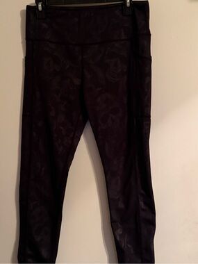 CVG Black Shadow Skull Patterned High-Waist Leggings